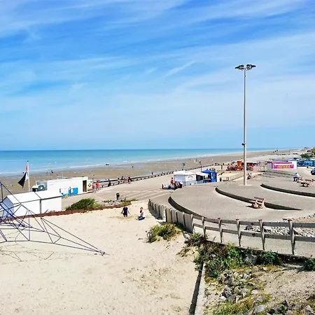 Bel 2 Chambres A 20m De La Plage شقة *