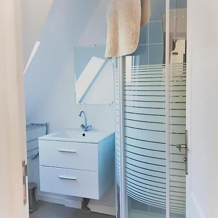 Bel 2 Chambres A 20m De La Plage شقة *